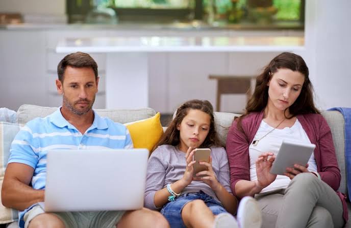 Internet De Addiction Centres